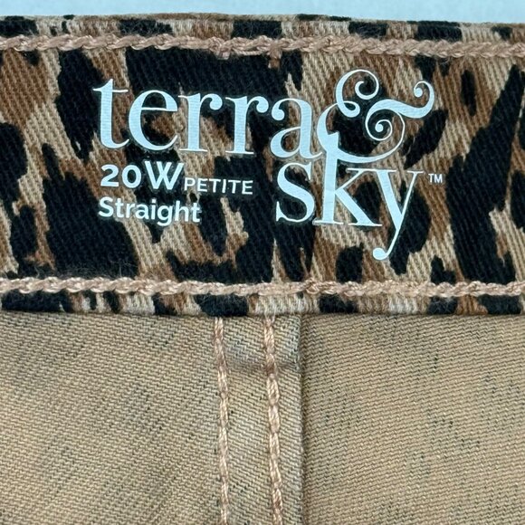 Terra & Sky Womens Core Straight Stretch Brown Leopard Denim Jeans Plus 20WP NWT - Picture 5 of 10